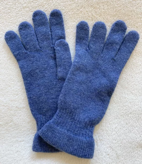 NWOT 100% Cashmere, Soft, Luxury Gloves, Unisex, Made In Mongolia