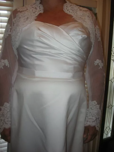 Davids Bridal,Wedding Dress,2 Pc White Satin 18W & Lace Jacket,Plus 1X,