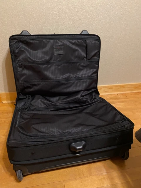 Large Tumi Alpha 2 Wheeled Rolling 24" Garment Bag Black Nylon Rare 2