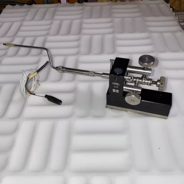 MM Micro-Manipulator 110 Probe Positioner Manipulator (A)