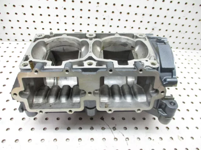 Yamaha 760 Waverunner Engine Crankcase Case Block XL GP Blaster Raider Venture