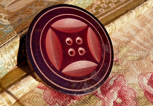 Ancien Gros Bouton En Bakélite Pour Manteau Vers 1930 - Art Déco