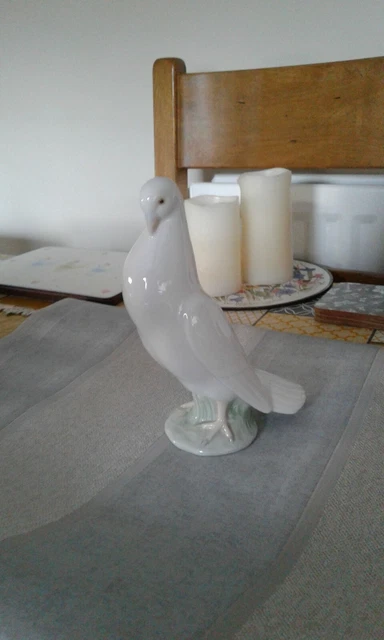 Nao by Lladro große Taube Daisa 1983 Modell #0394 genannt Flugvorbereitung sehr guter Zustand