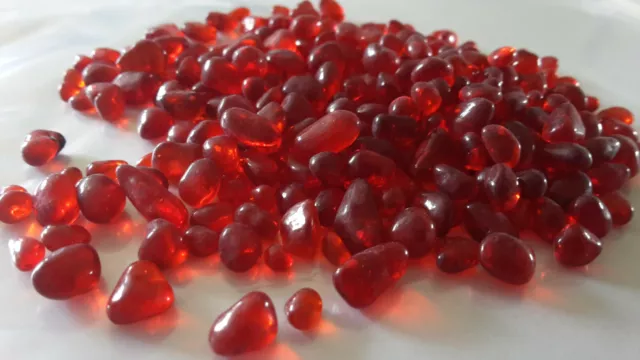 1 kg ROTE Glaskiesel,STEINTEPPICH-Glaskügelchen,Glassteine,Glasgranulat,Glaskies