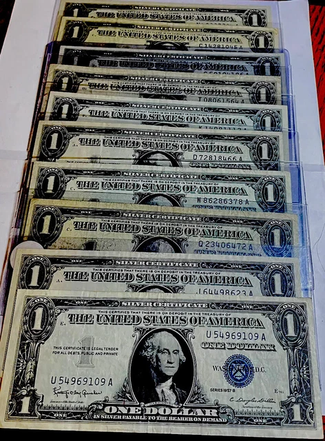 1957 $1 One Dollar Silver Certificate Lot Of 10 Notes! Uncirculated!!