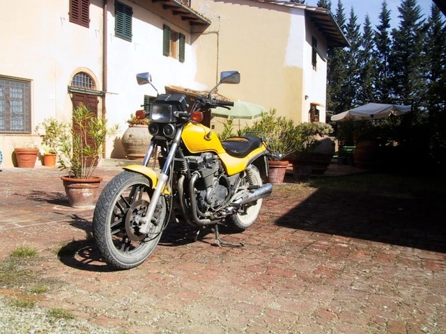 Honda Nighthawk 650, quattro cilindri, del 1985, perfettamente funzionante