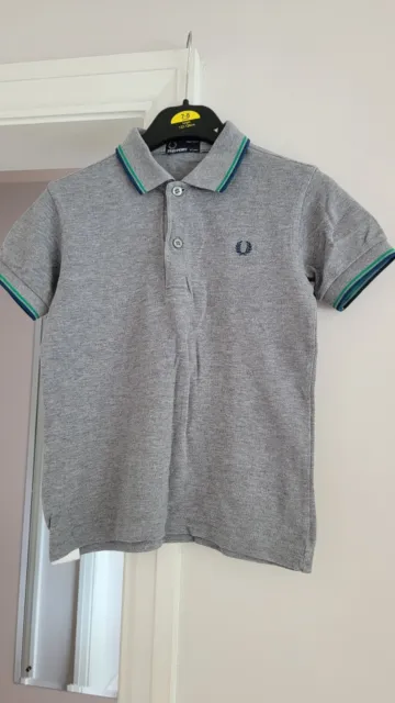 Boys Grey Fred Perry Collered T.shirt, Age 6-7 Years. Excellent Condition