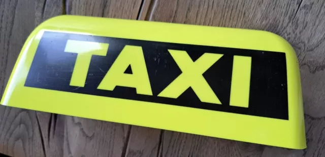 Taxi Schild