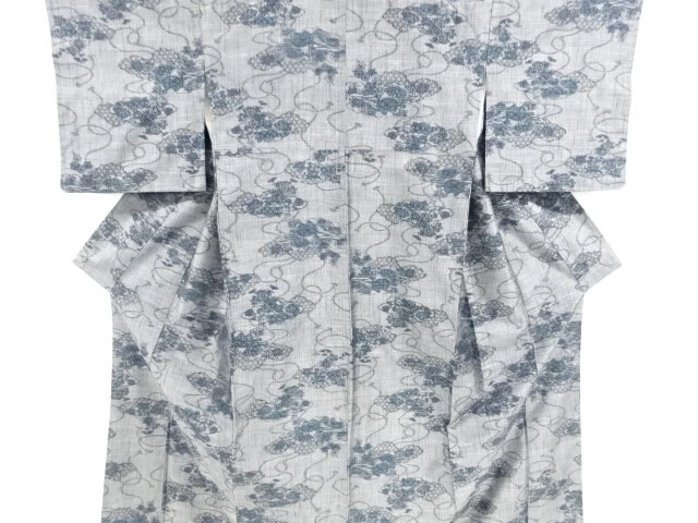 6823700: Japanese Kimono / Antique Kimono / Fushi Tsumugi / Woven Kiku & Flower