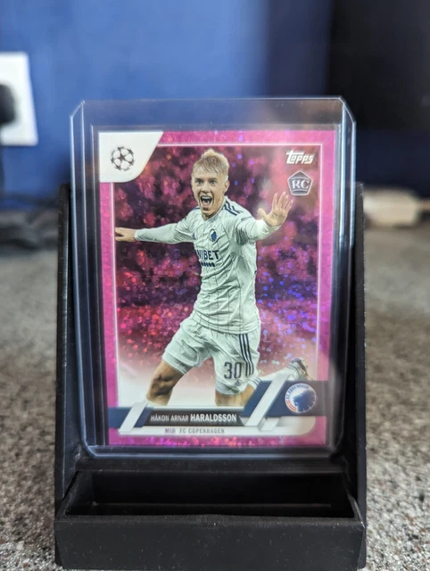TOPPS UCC 2022-23 Hakon Arnar Haraldsson Pink Foil Fc Copenhagen
