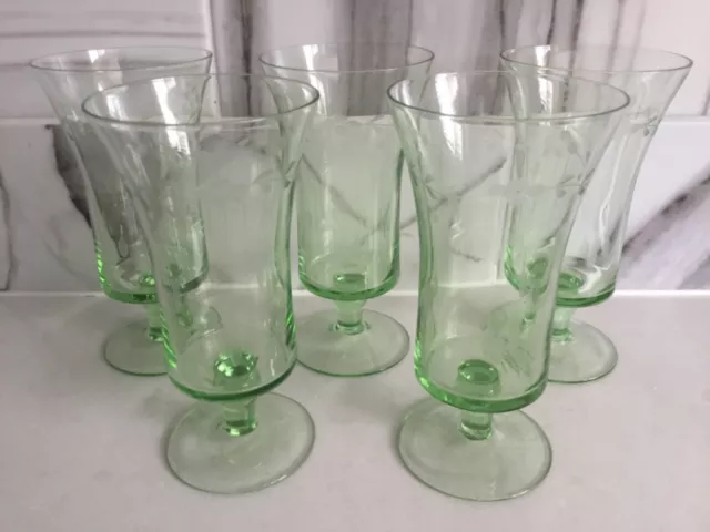 ELEGANT SET 5 vintage GREEN PARFAIT or WINE GLASSES - pretty etched motif