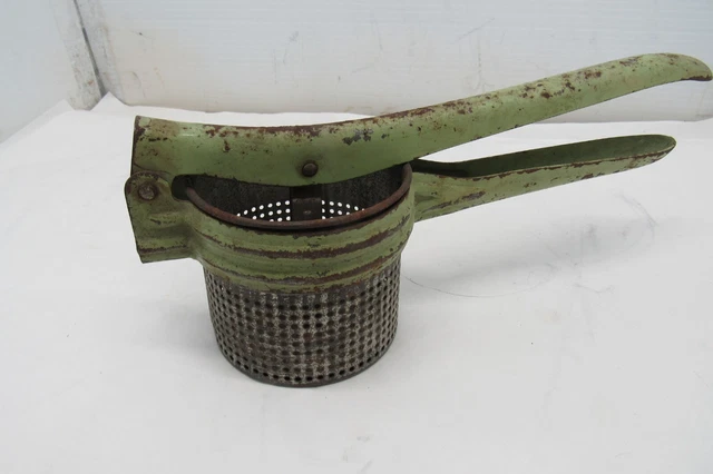 Vintage GREEN Handled Potato Ricer Masher Strainer Kitchen Utensil Farmhouse USA