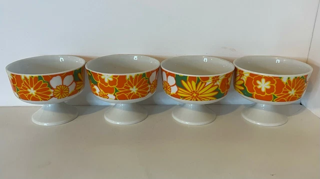 4 Modern Pedestal Bowls Dishes Dessert FLOWER POWER Floral Orange Yellow