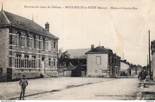 S5262 cpa 51 Mourmelon le Petit - Mairie et Grande rue