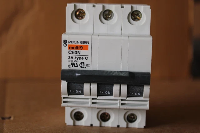 Merlin Gerin, Multi9 C60N Circuit Breaker, 3 Pole, 3 AMP Merlin Gerin, Multi9 C60N Circuit Breaker, 3 Pole, 3 AMP