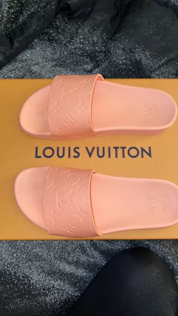 Louis Vuitton® Waterfront Mule Monogram Eclipse. Size 11.0