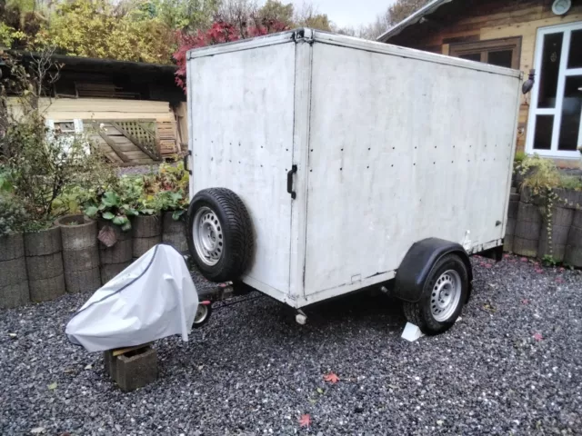 Kofferanhänger 1200 Kg Kofferanhänger 1200 Kg