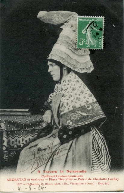Cpa / Orne A Travers La Normandie Coiffes Et Costumes Anciens / Argentan