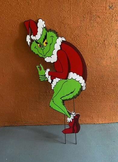 GRINCH STEALING CHRISTMAS Lights Whoville GRINCH LAIR POLE FAST FREE GRINCH STEALING CHRISTMAS Lights Whoville GRINCH LAIR POLE FAST FREE
