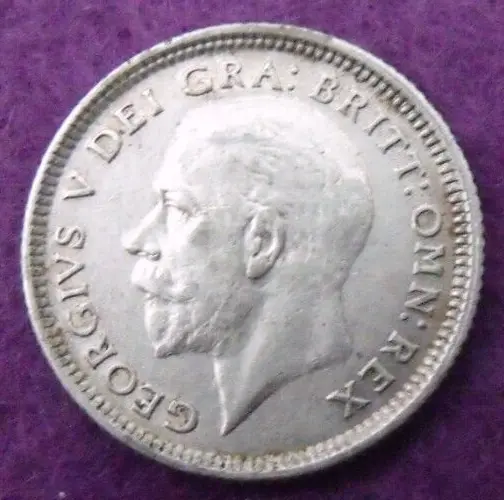1926 GEORGE V SILVER SIXPENCE  ( 50% Silver )  British 6d Coin.   51