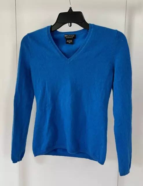 Lord & Taylor CASHMERE V-Neck Sweater • Womens Vintage Blue • Size Medium Petite