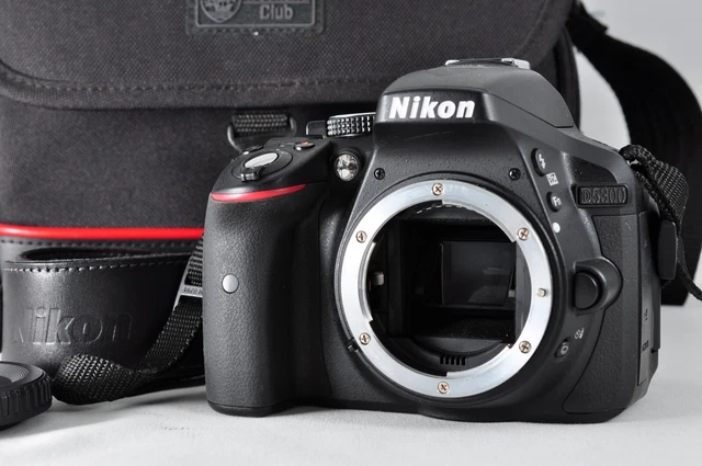 [NEAR MINT]Nikon D5300 24.2MP DSLR Camera, Body Only/Shutter Count 2251 From JP