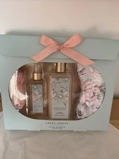 Brand New Ladies Laura Ashley 'Relax and Renew Gift Set.  Brand New.