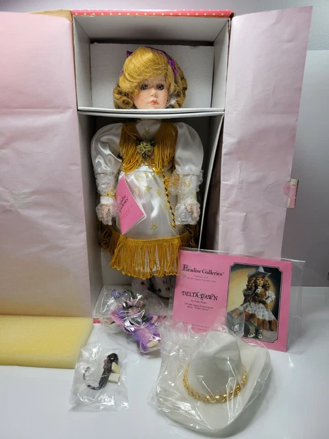 Paradise Galleries Treasury Collection Premier Edition 14in Delta Dawn By Cindy.
