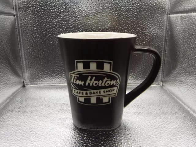 2013 Tim Hortons Cafe & Bake Shop  4.75 in Brown Coffee Mug RARE Limited Edition