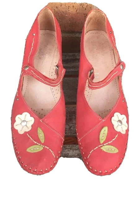 Ladies red shoes size 8 hot sale