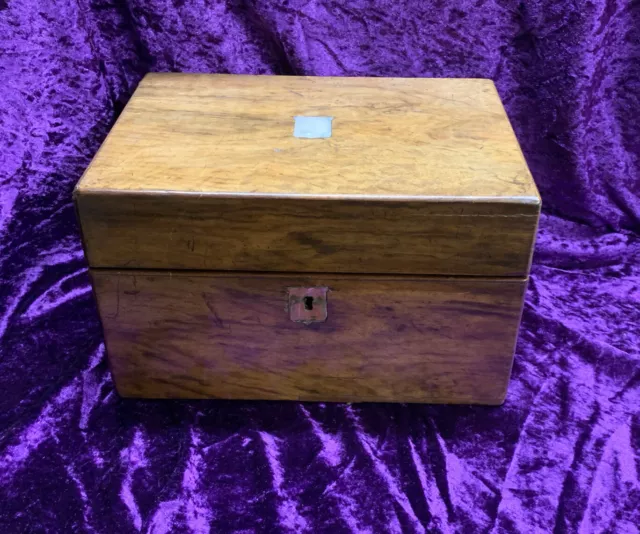 Antique C1860 Victorian walnut vanity dressing box with Drawer