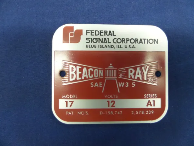 Federal Sign and Signal Model 17 Square Later Style Beacon Ray Replacement Badge