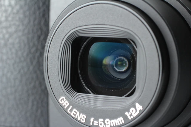 [Near MINT] RICOH GR DIGITAL II 10.1MP Digital Camera Black From JAPAN 3