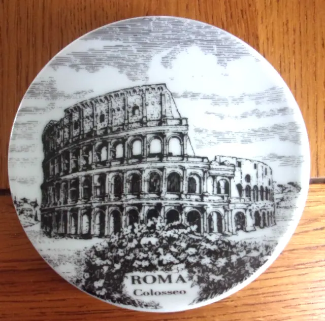 Colosseo,Roma,Small plate wall hanging souvenir.Eternal City Iconic Building