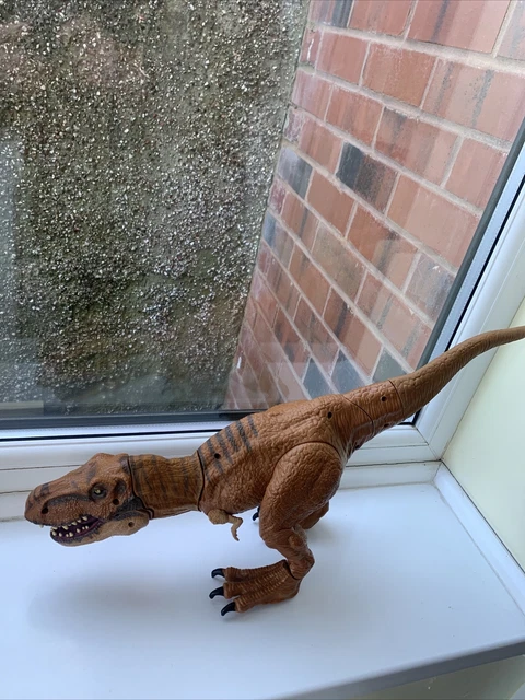 RARE Hasbro Jurassic World Hybrid FX Tyrannosaurus T-Rex Dinosaur Action Figure