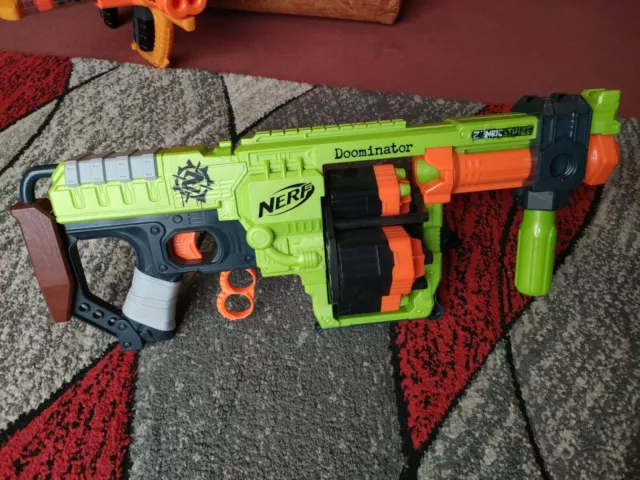 Nerf Zombie Strike Doominator Blaster Gun
