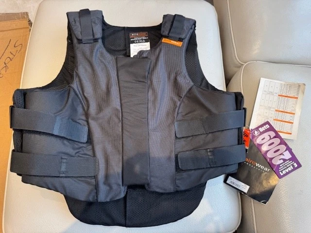 Airowear Ladies Outlyne Body Protector