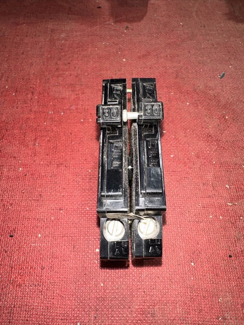 Interruptor de circuito usado Challenger, A-230, 30 amperios 2 polos 120/240vac (25e2)