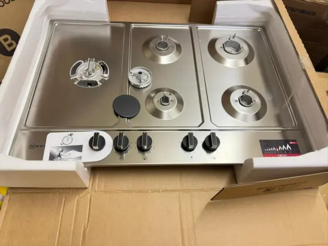 NEFF N70 T27DS79N0 75cm Gas Stainless Steel Burner head, caps & grates  MISSING