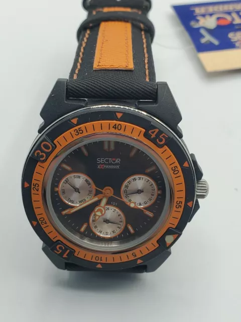 Montre neuve Sector 101 Expader 3 compteurs noire et orange 3