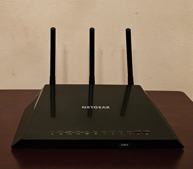 Wireless router for 1500 sq ft house Clearance