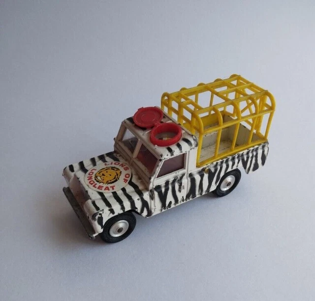 Corgi - 1:43 - Land Rover avec Remorque et Cage