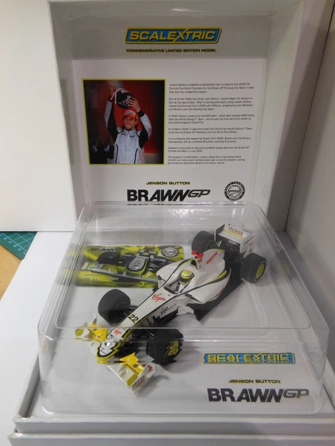 Scalextric C3366 Vodafone McLaren Mercedes 2013, Sergio Pérez - Slot