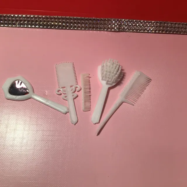 VINTAGE BARBIE White MIRROR BRUSH COMB SET  1960s