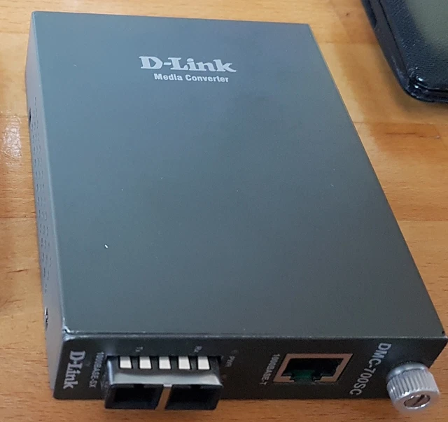 D-LINK DMC-700SC EMC700SCE....B6G 1000 Base-T Media Converter Gigabit ...