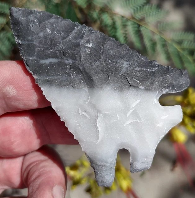 Modern Arrowhead Novaculite 3" Marcos
