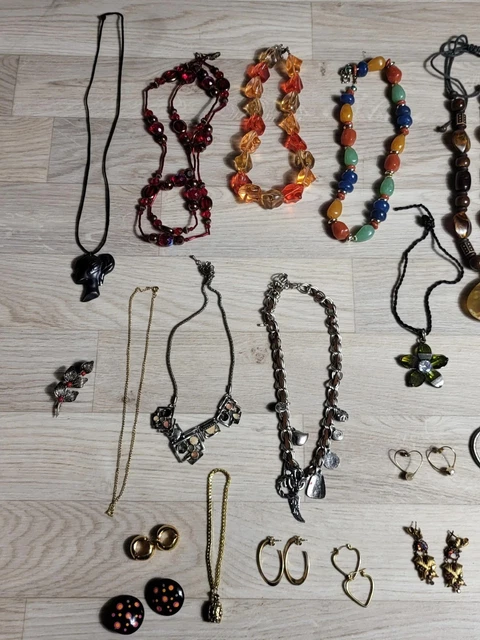 Collier Fantaisie Vintage 3 Rangs en Perles d'Imitation