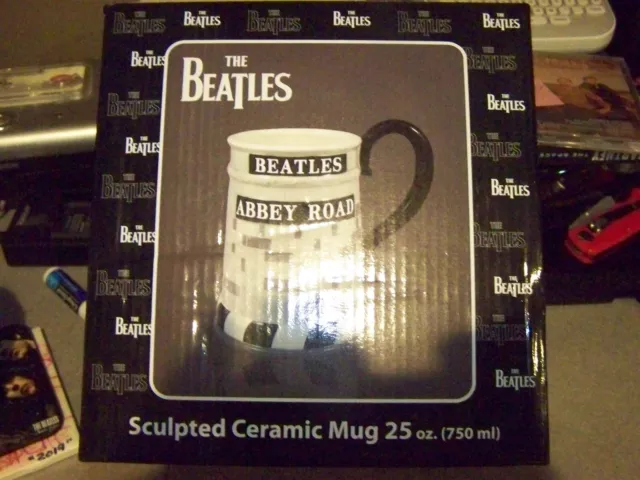 The Beatles "Abbey Road Sculpded Ceramic Mug 25Oz In Orig Box Brand New