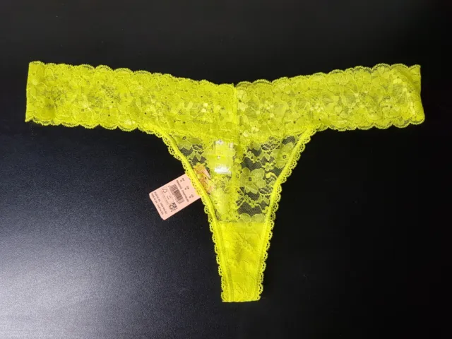 https://www.picclickimg.com/qM8AAOSwicJl4s2a/Evie-Chartreuse-V-String-Bras-N-Things-Size.webp