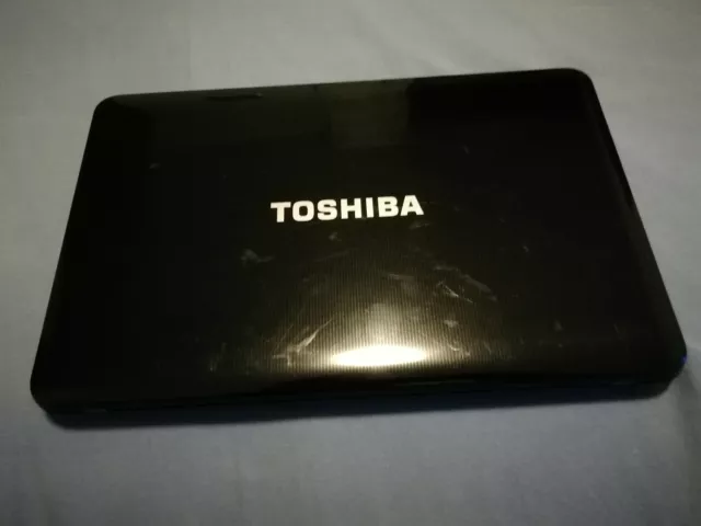 notebook toshiba satellite C855-16N per pezzi di ricambio